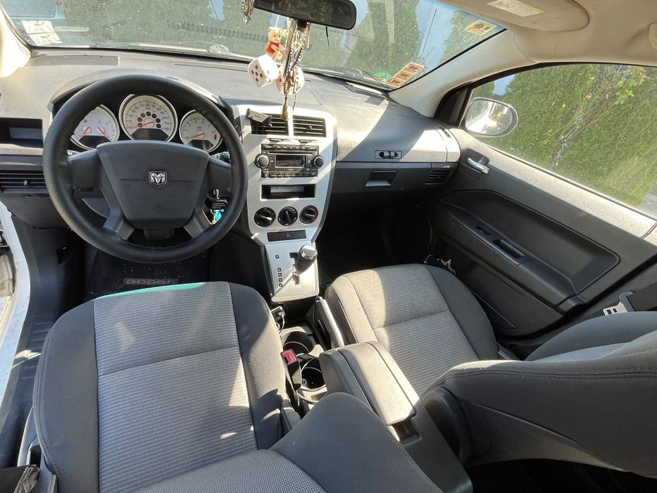 Vând Dodge Caliber