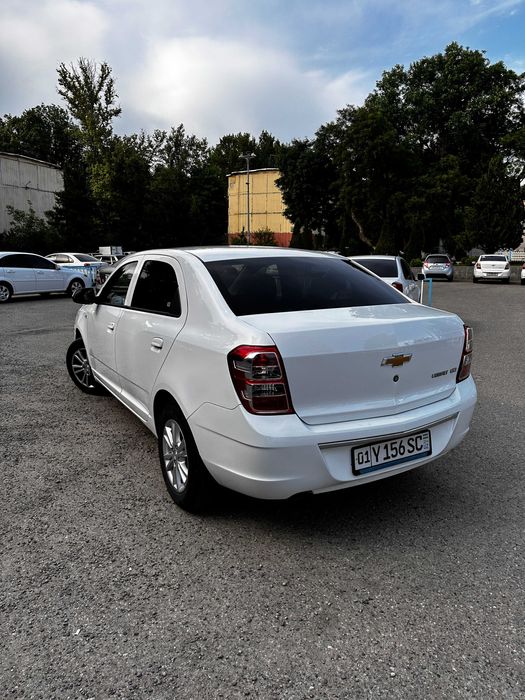 Chevrolet Cobalt 2024 — 4