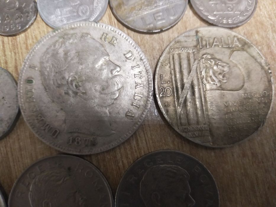 Monezi de vânzare diferiți ani