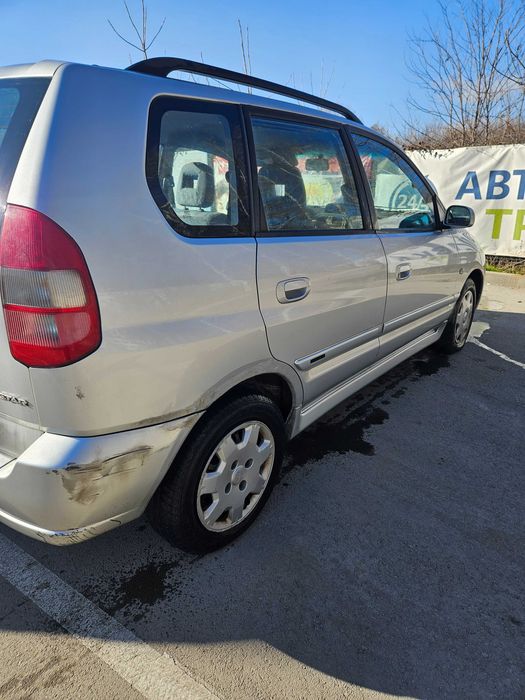 Митсубиши Спейс Стар