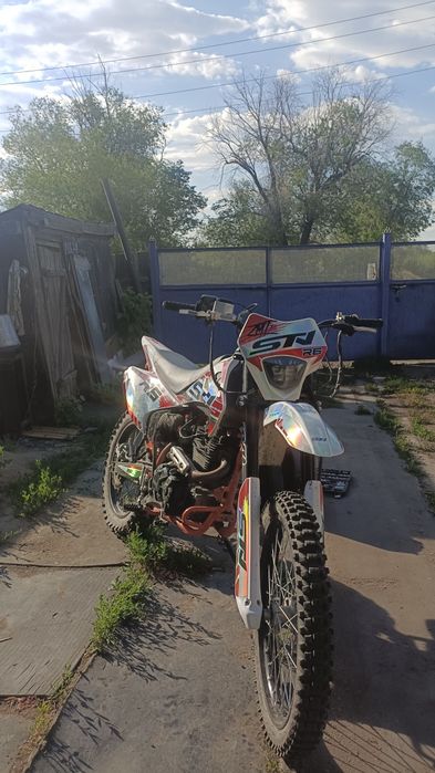 Продам эндуро 250