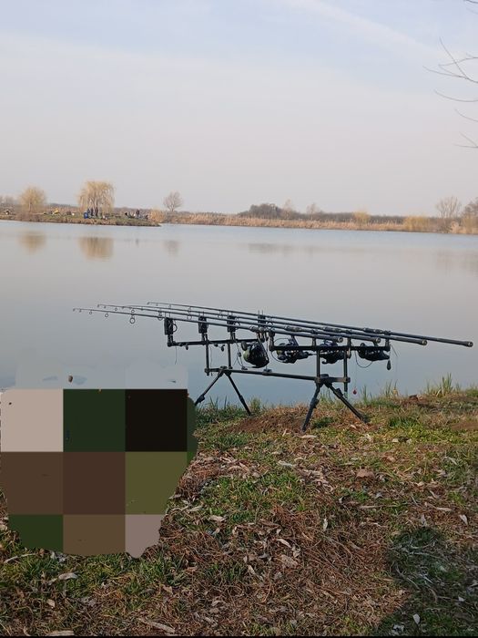 Vând bete pescuit la crap