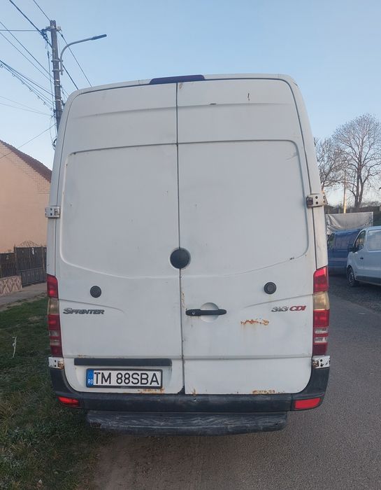 Vând Mercedes Sprinter