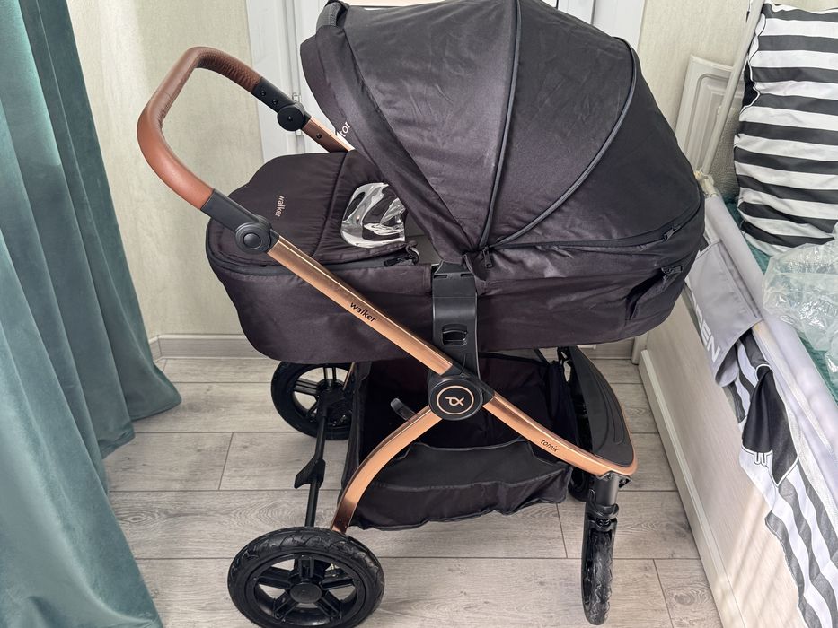 Продам коляску tomix walker lux 3в 1