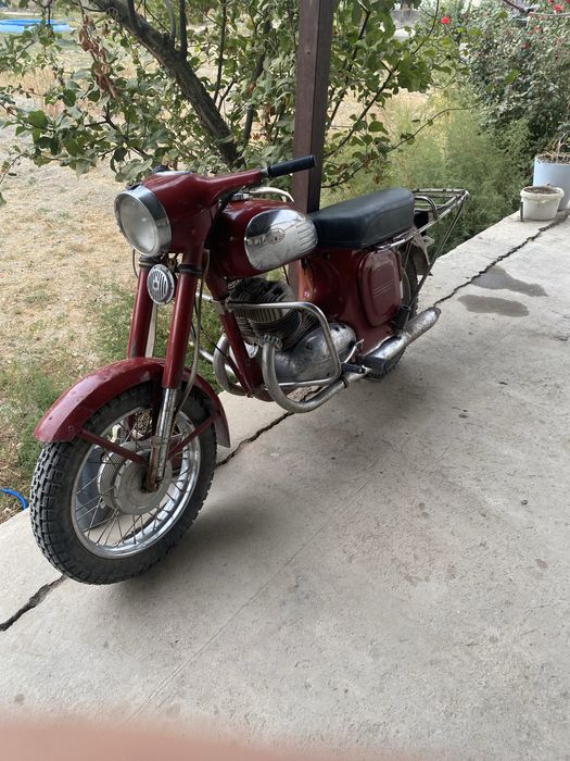 Ява старушка сотилади