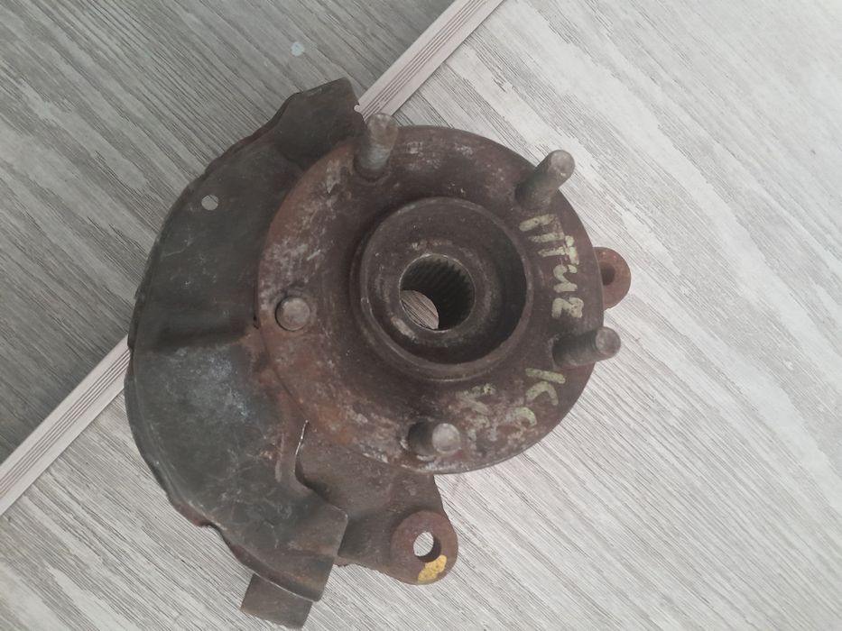 Сафа -ступица на Мазду 626 птичка