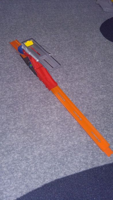 Hot Wheels писти и колички