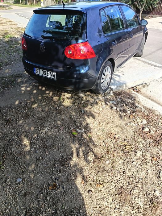 Vând golf 5 an 2007