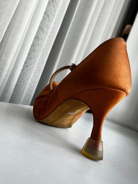 Туфли для бальных танцев