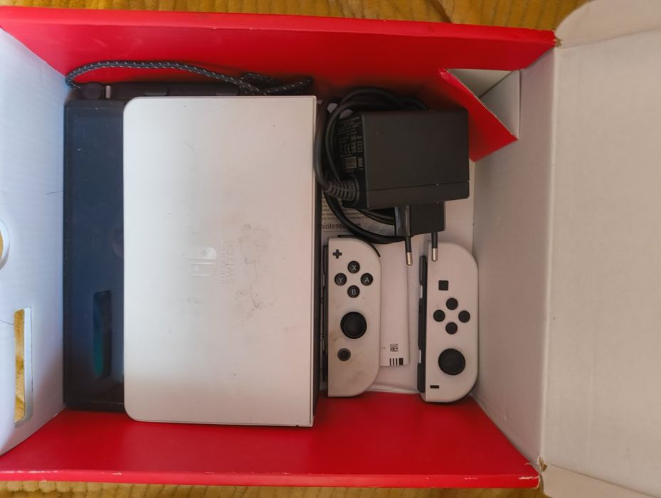 Конзола Nintendo Switch OLED (Neon Blue/ Red Joy - Con)