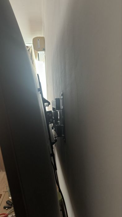 Продам телевизор LG идеальный