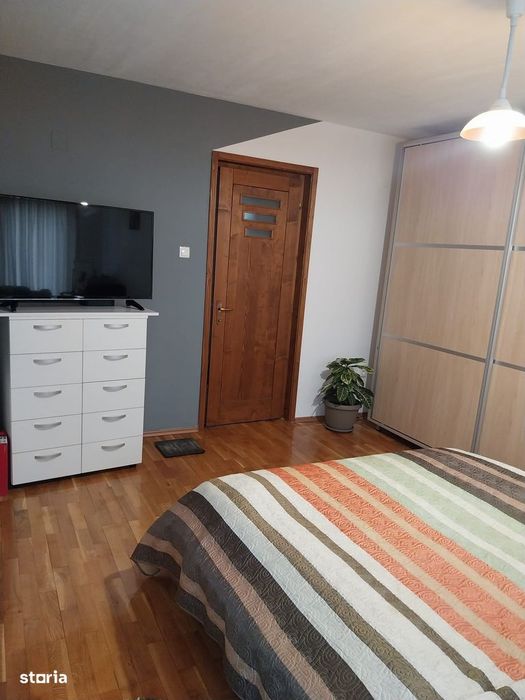 Proprietate versatilă, mobilată, utilată - 260 m² utili + 730 m² curte