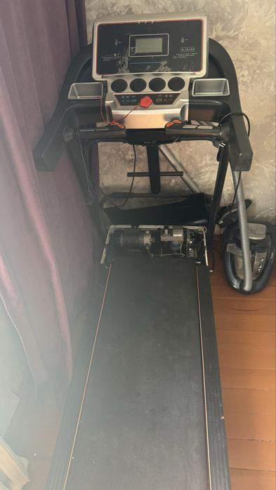 Беговая дорожка. Срочно продам
