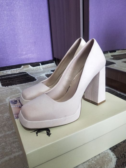 Туфли красивые  ..