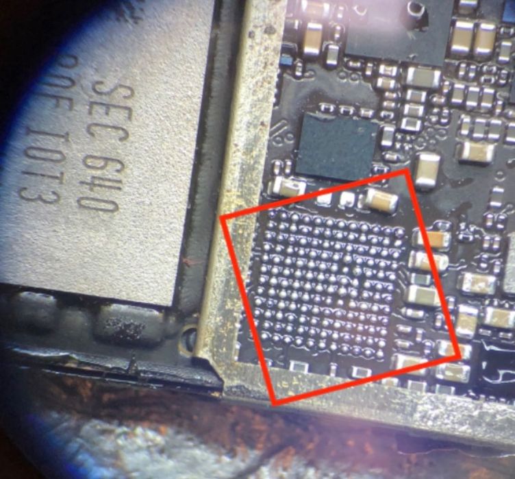 Placa de baza IPhone. Reparatii placa de baza pentru toate modelele.