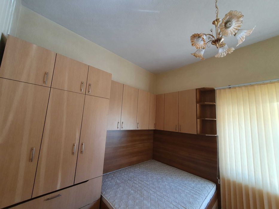 Дава се под наем Едностаен апартамент в Петрич - 17 кв.м за 41200 € - Снимка #5
