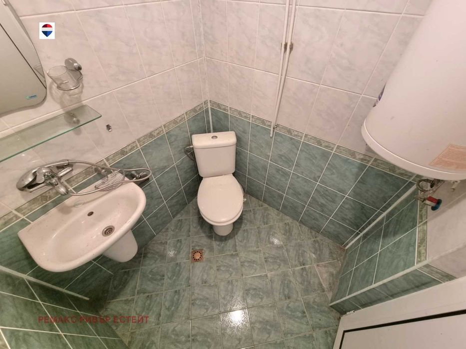 Къща на два етажа за продажба в с. Красен, обл. Русе