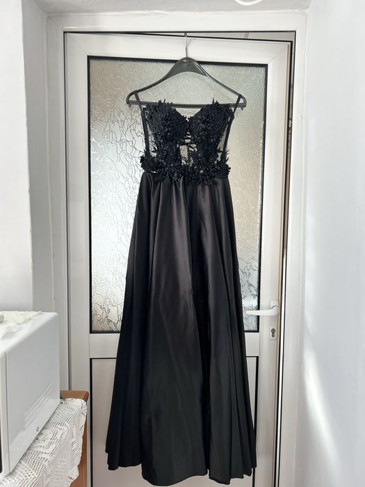 Официална бална рокля