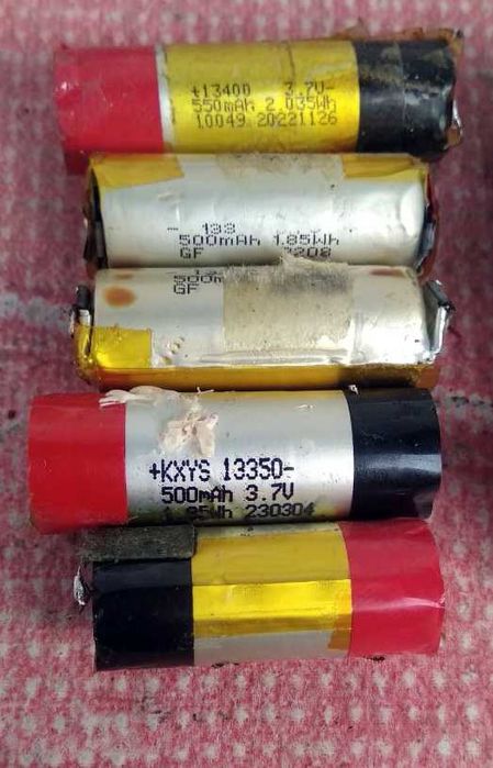 Литиевые аккумуляторы разные