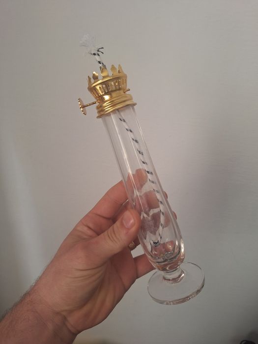 Lampă cu petrol fără sticlă