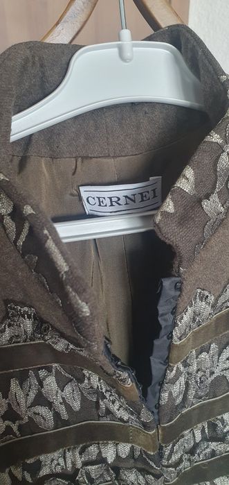 Palton kaki designer Cristina Cernei