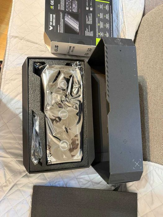 Ryzen 9 9950X3D,Asus TUF RTX 5090,MSI X870E Carbon AM5,64 RAM G.SKILL