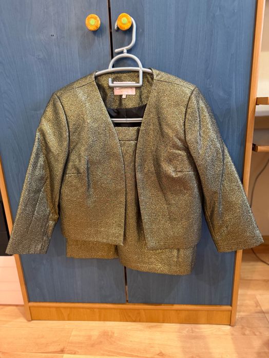 Дамски комплект: сако и пола MOHITO