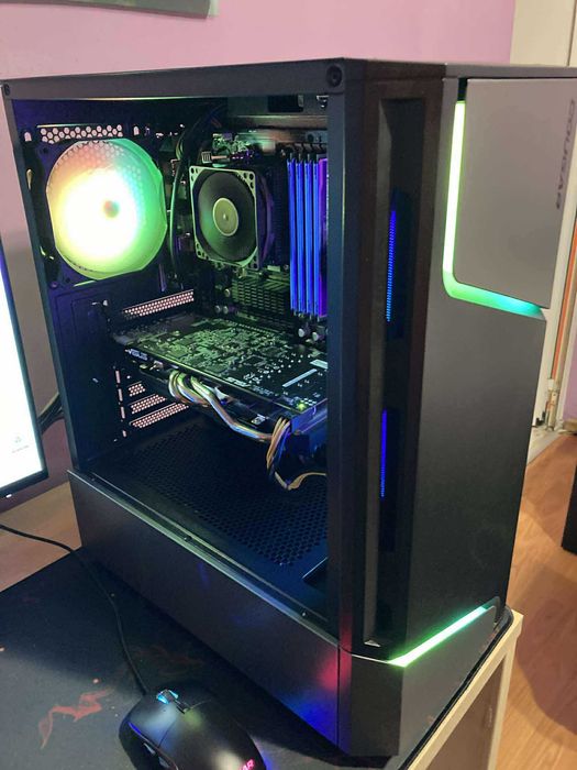 Геймърски компютър AMD FX 8x4,30Ghz, GTX 660, 16GB RAM, SSD, Win 11