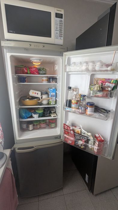 Продам холодильник Samsung