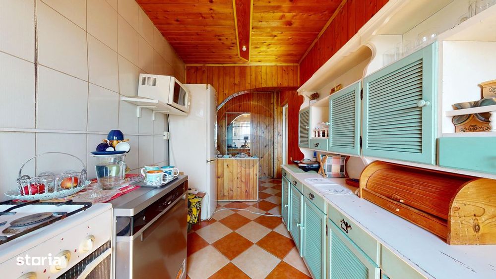 Apartament cu 3 camere de vânzare în zona Centrala, Fagaras