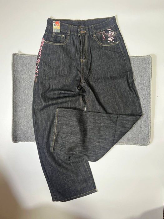 джинсы сакура…..