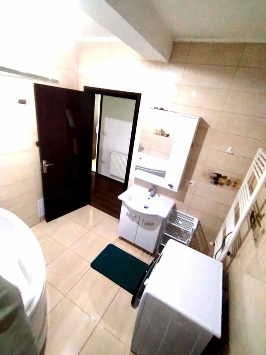 Apartament 2 camere decomandat de inchiriat