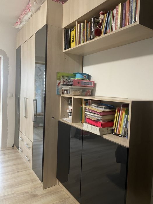 Dulap Combinat + Birou Spatios + Masa Extensibila Cadou