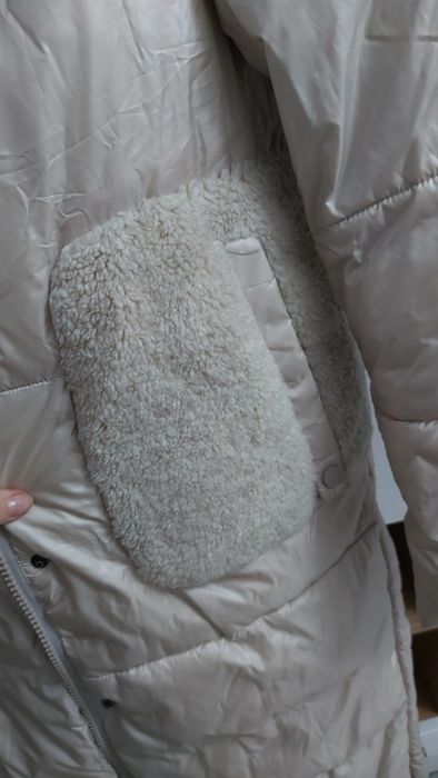 Продам зимний пуховик р.46-50