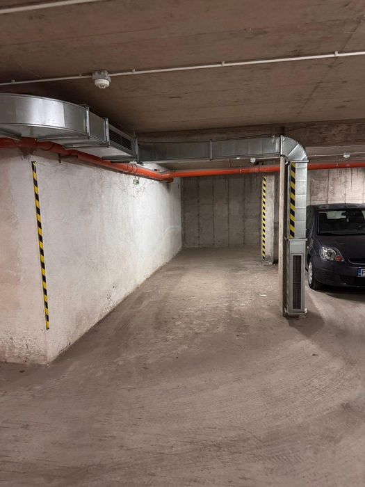 Дава се под наем Тристаен апартамент в Пловдив, Гагарин - 97 кв.м за 663 € - Снимка #11