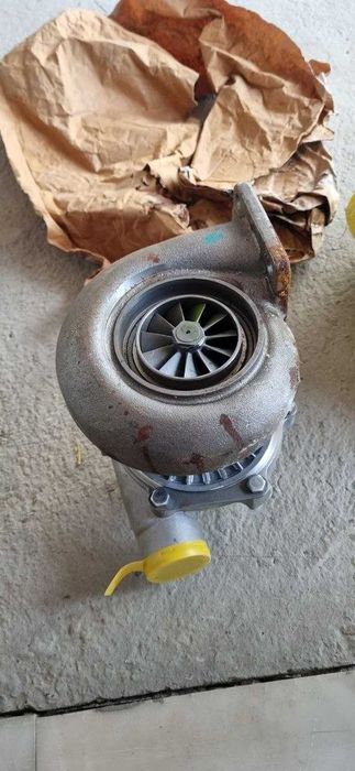 Продаётся запчасти эксковатора