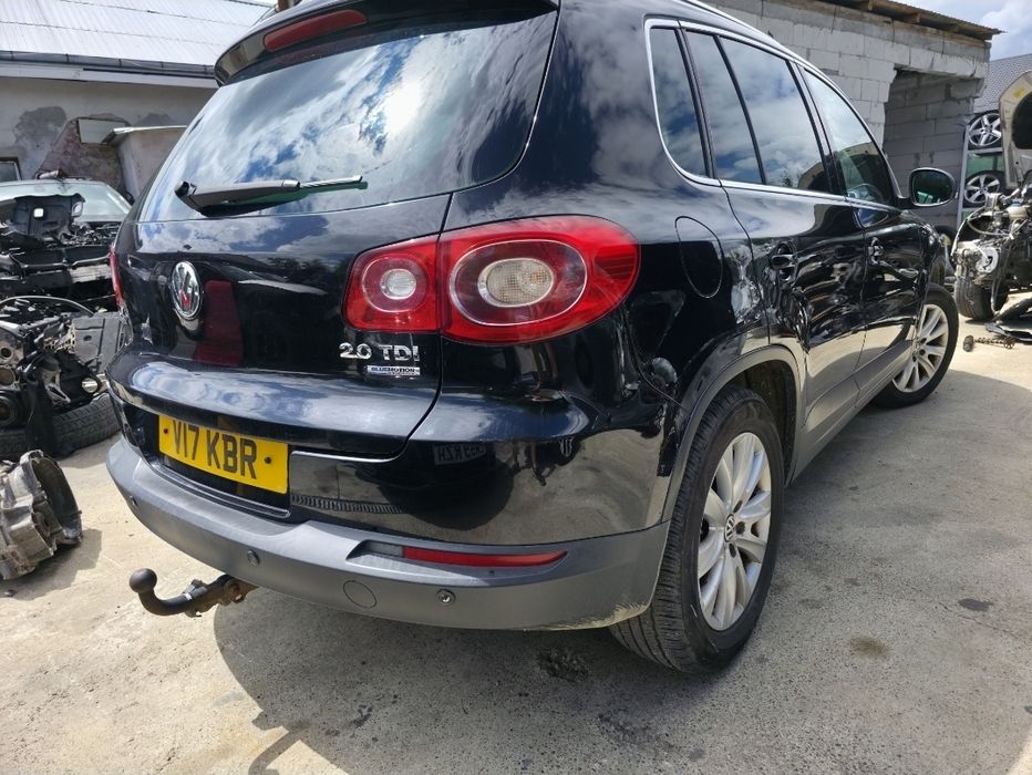 Bara Spate Tiguan LC9X cu senzori