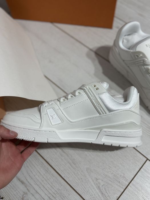Louis Vuitton Trainer White