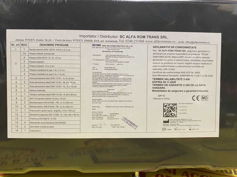 Kit legislativ auto extinctor manometru trusa medicala triunghi vesta