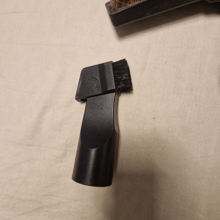 Прахосмукачка Bosch serie 2 без торба