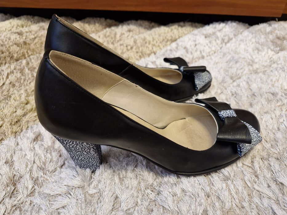 Pantofi piele naturala 39