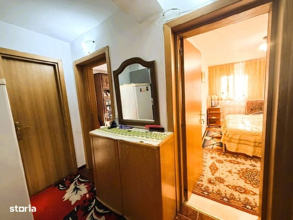 Apartament 2 camere decomandat etaj 3