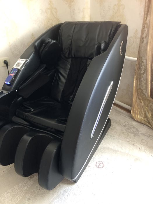 Продается массажное кресло
