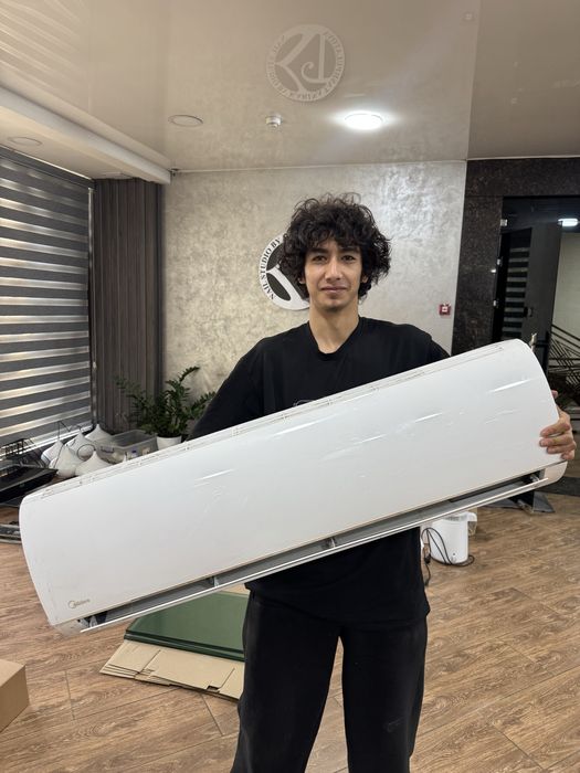 Кондиционер Midea 24