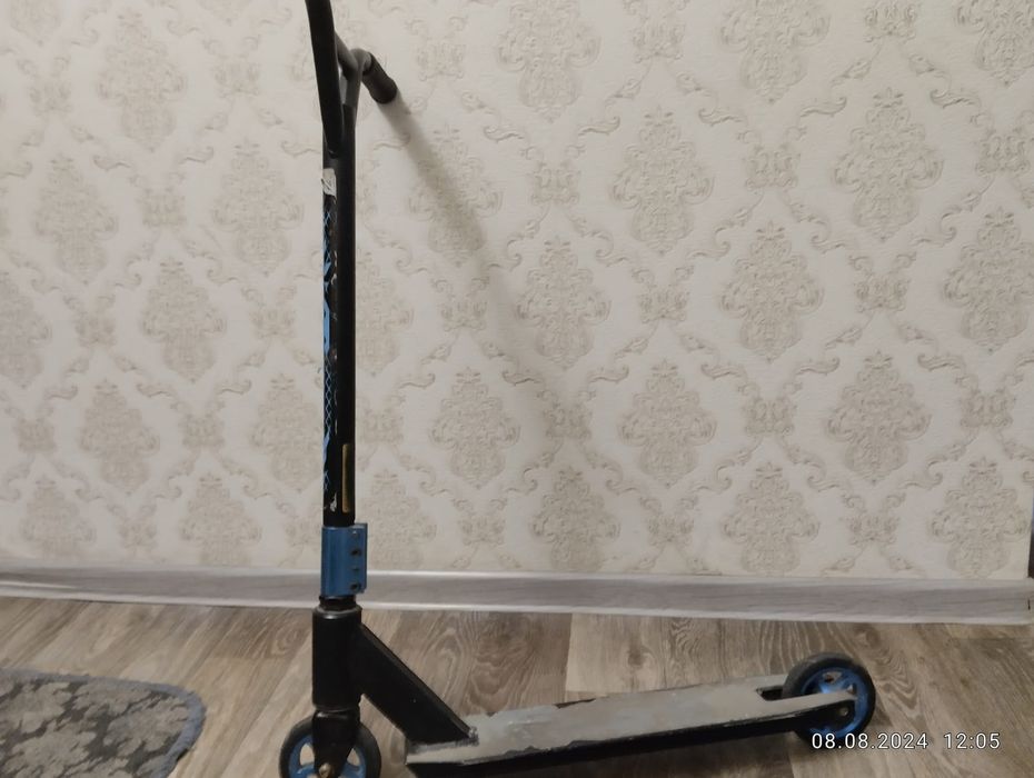 Продам самокат кшт