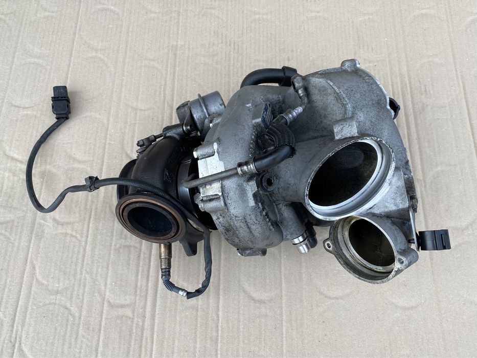 Turbo / Turbina BMW Seria 5 7 , X5 X6 M50 3.0 381 : 8506382