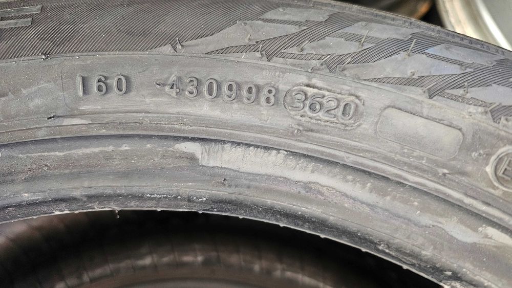 Anvelope 205/50/17 NOKIAN si Radar iarna