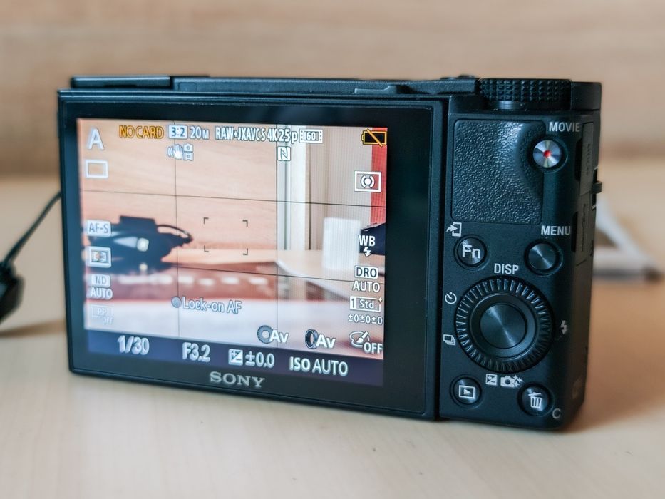 Sony RX100 Mark V [Комплект]