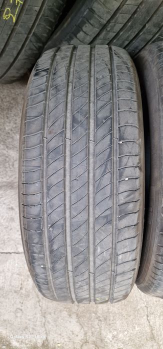 215/55/17 Michelin Primacy 4