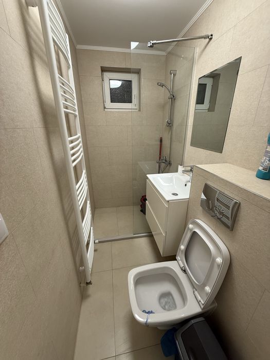 Apartament cu 2 camere de vânzare – zona Gloria, Mediaș
